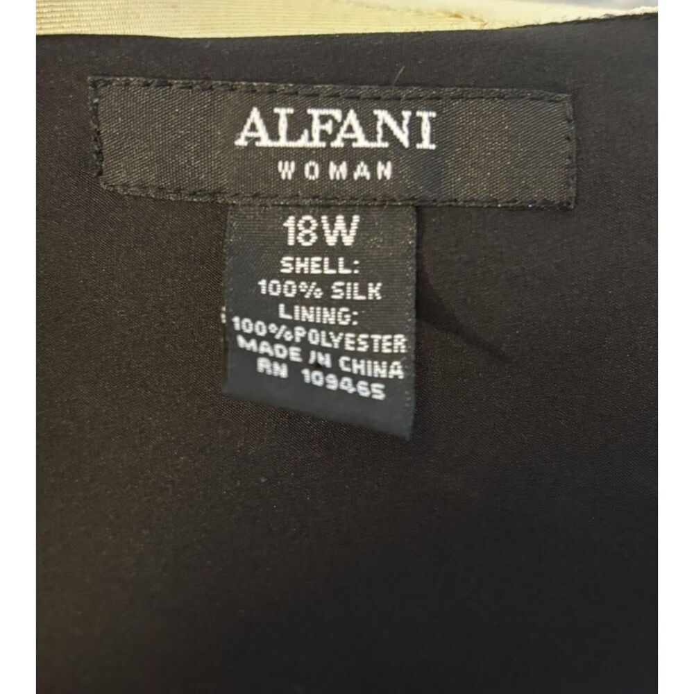 Alfani Woman 100% Silk Sheer Overlay Blouse Black White Geometric Dot 18W - Picture 6 of 8
